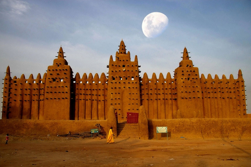 أكبر مبنى ومسجد من طوب الطين في العالم!