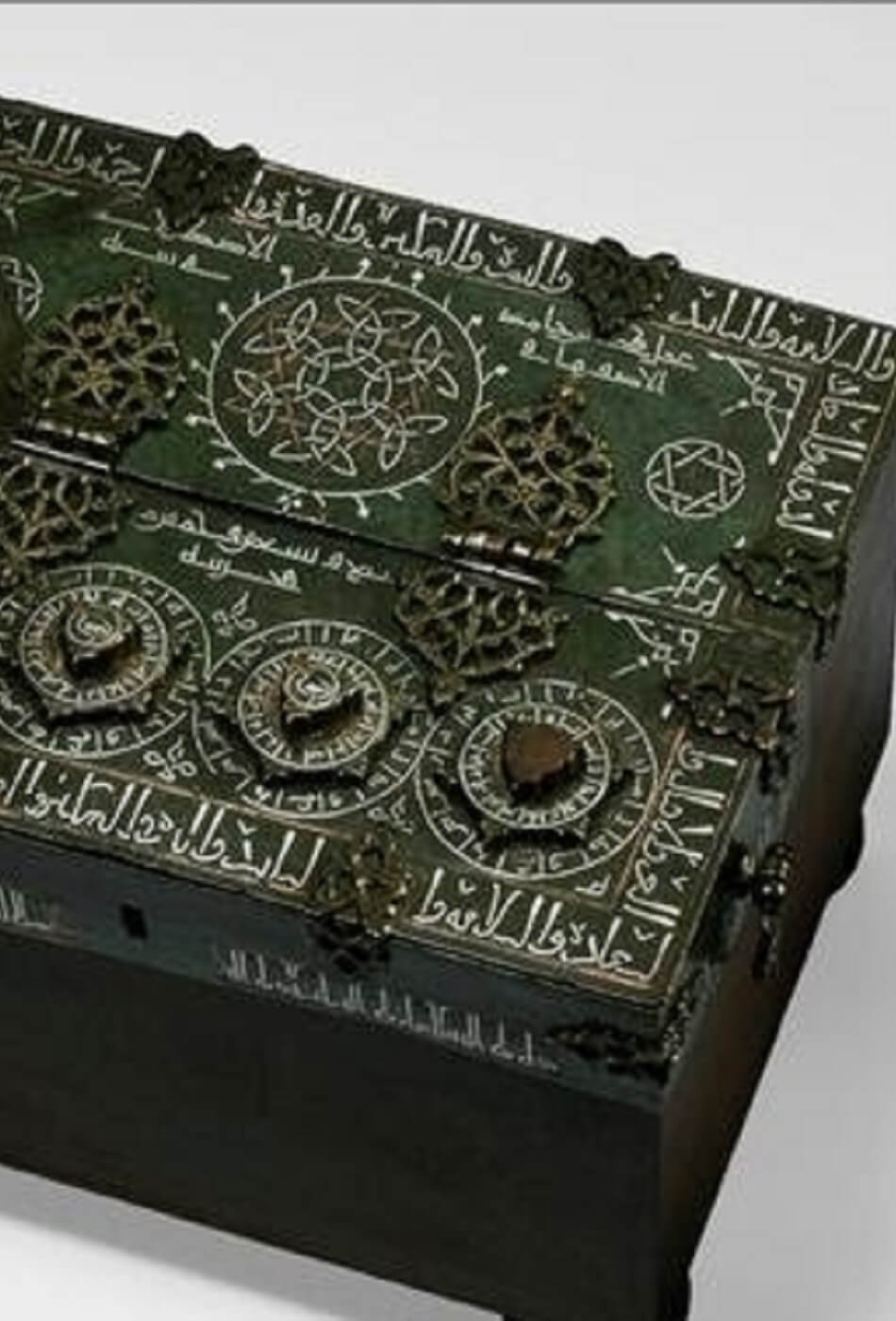عالم مسلم يخترع أول قفل بكلمة سر في العالم منذ أكثر من 600 عام! 