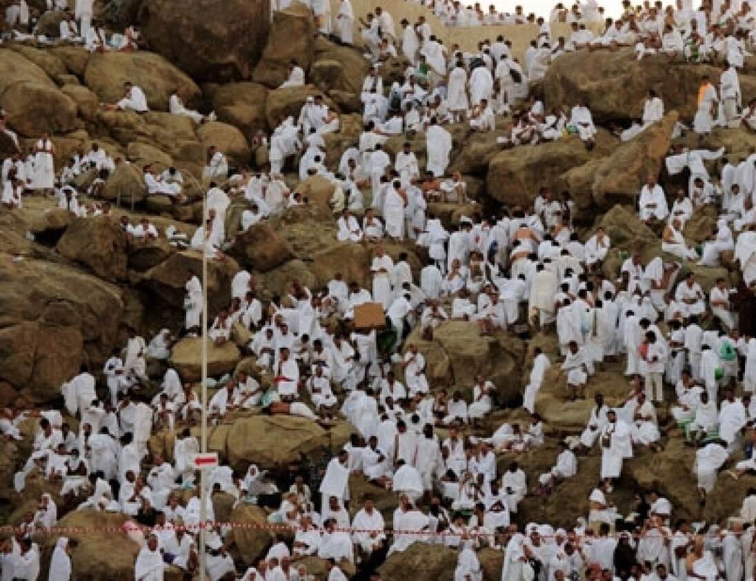 أعظم خمسة أمور تمنع الدعاء والمغفرة وقبول العمل يوم عرفة!